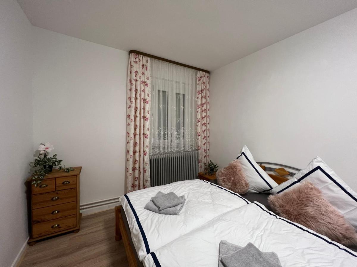 Hotel Hirsch Fluorn-Winzeln Buitenkant foto
