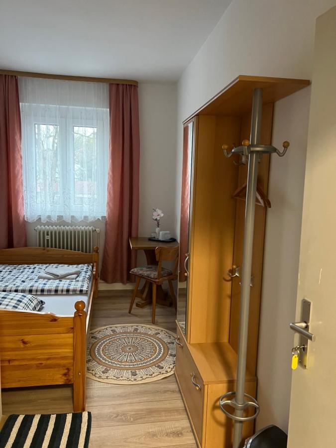 Hotel Hirsch Fluorn-Winzeln Buitenkant foto