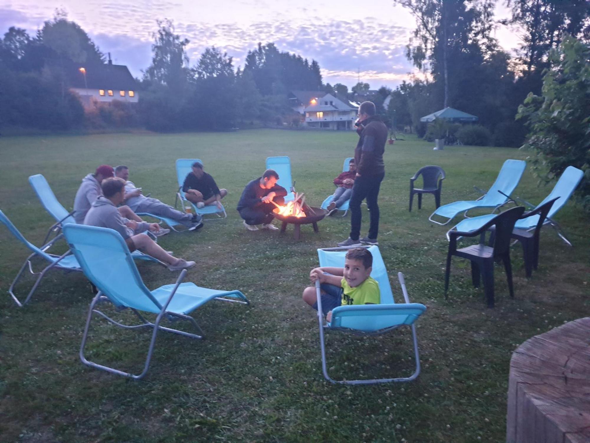Hotel Hirsch Fluorn-Winzeln Buitenkant foto